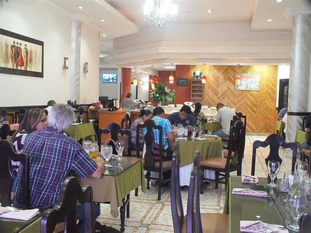 Hotel Puerta Del Sol Давид Экстерьер фото
