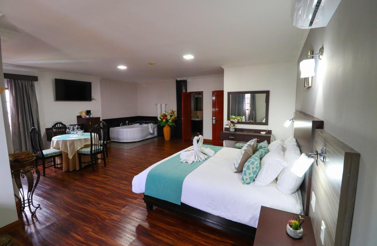 Hotel Puerta Del Sol Давид Экстерьер фото