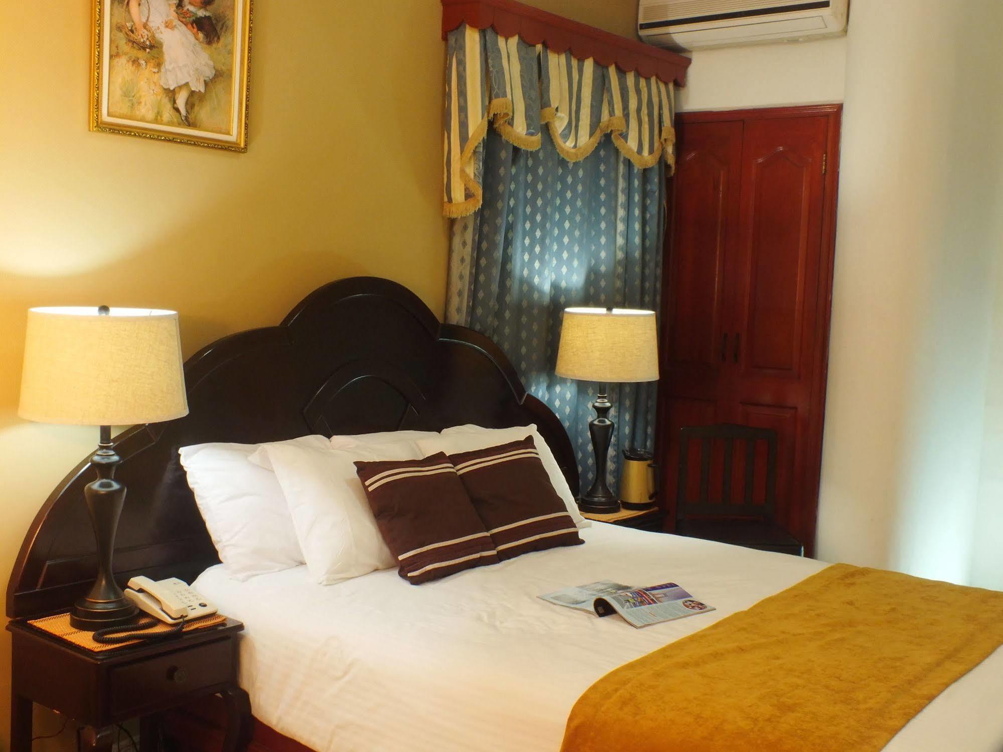Hotel Puerta Del Sol Давид Экстерьер фото