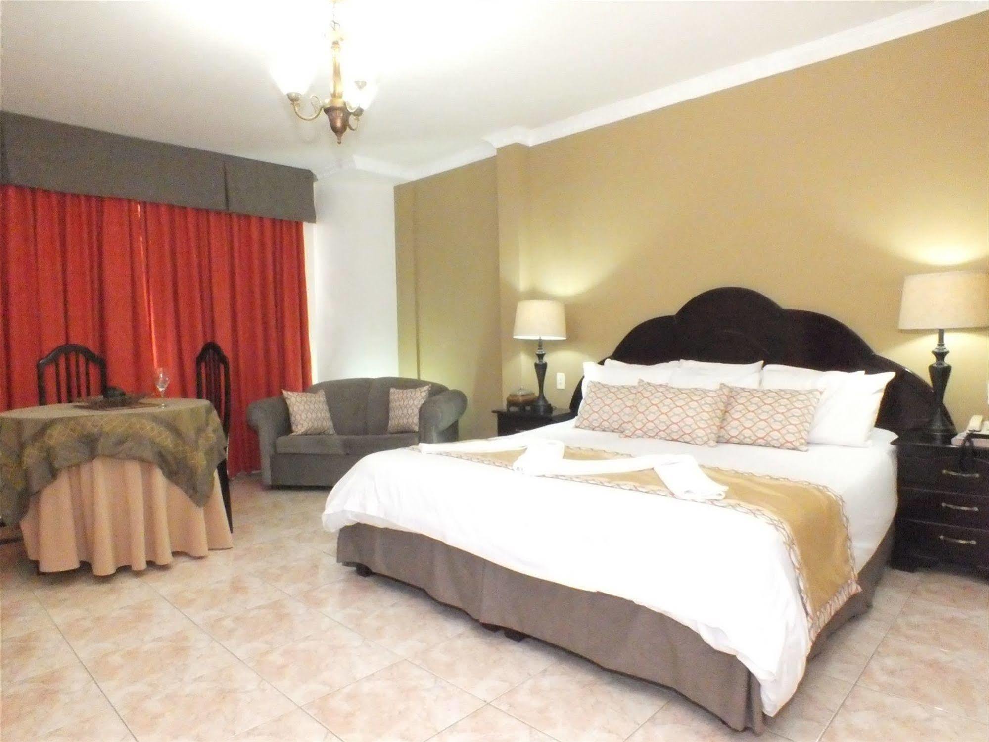 Hotel Puerta Del Sol Давид Экстерьер фото